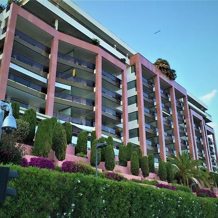 Grand T2 Standing Proche Centre Et Plages Vue Panoramique Parking Prive Апартаменти Аяччо