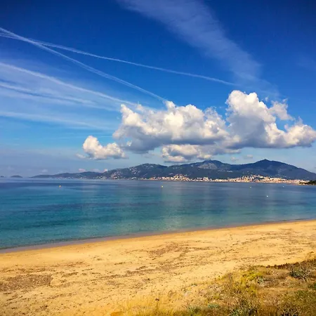 Διαμέρισμα Grand T2 Standing Proche Centre Et Plages Vue Panoramique Parking Prive