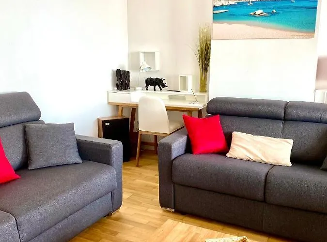 Apartment Grand T2 Standing Proche Centre Et Plages Vue Panoramique Parking Prive