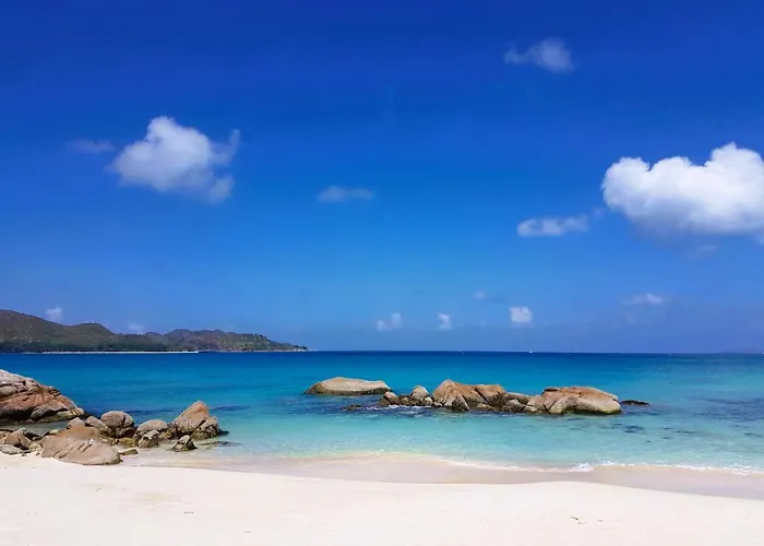 Grand T2 Standing Proche Centre Et Plages Vue Panoramique Parking Prive * Ajaccio (Corsica)