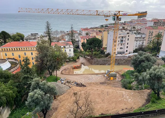 Grand T2 Standing Proche Centre Et Plages Vue Panoramique Parking Prive